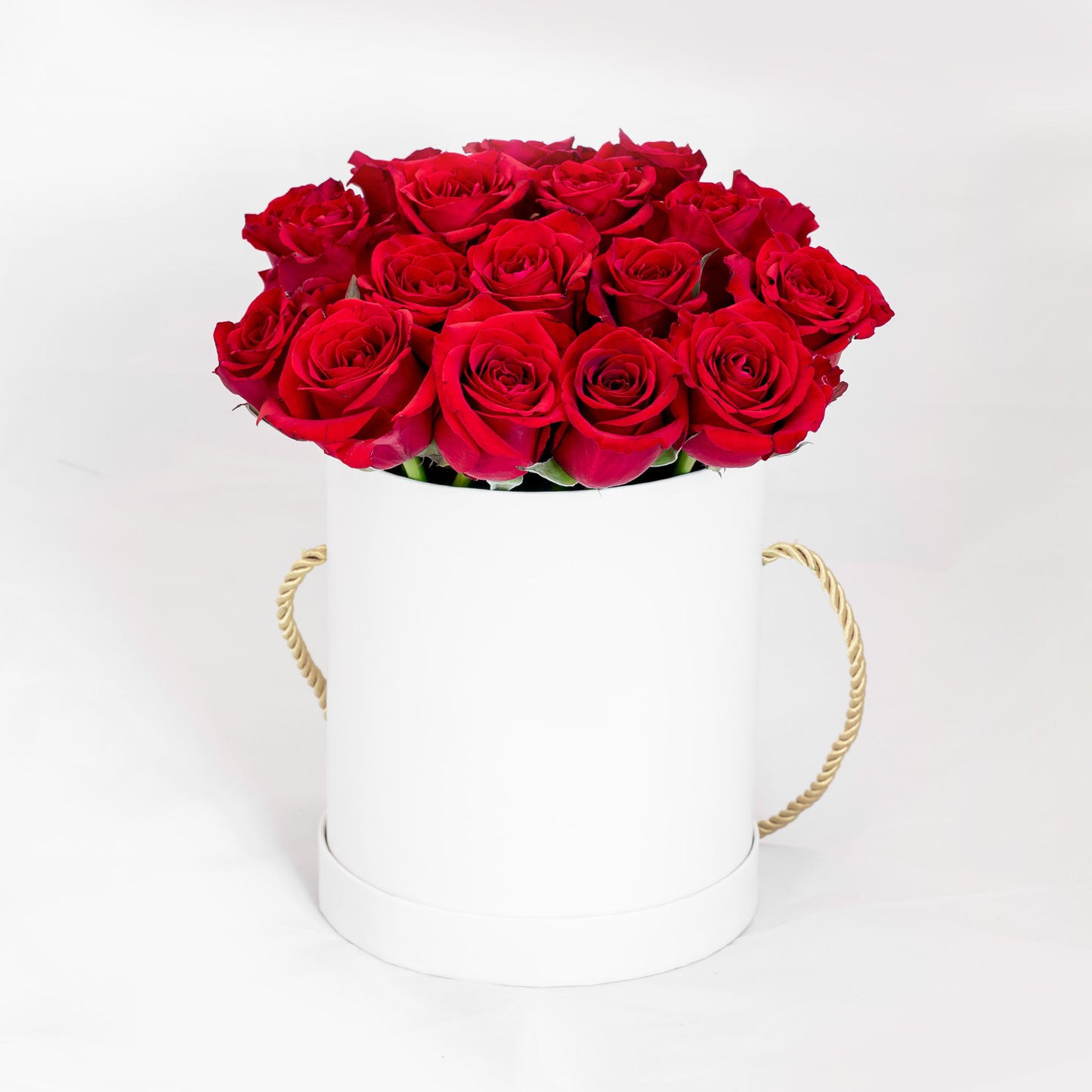 Flower box red roses